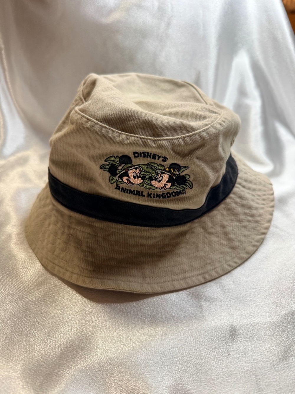Vintage Disney Animal Kingdom Mickey Minnie Safari Bucket Hat Adult Tan